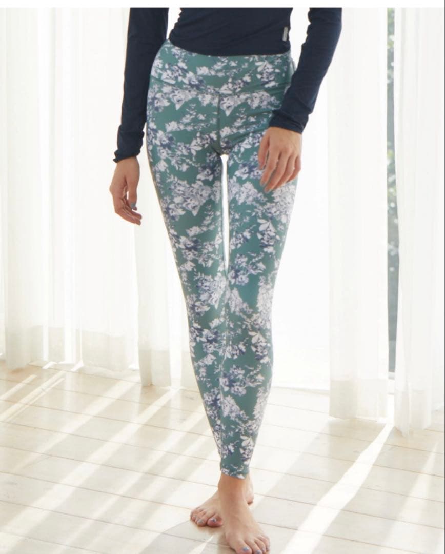 Juliet ジュリエ　フラワープリントハイウエストレギンス　新品タグ付き