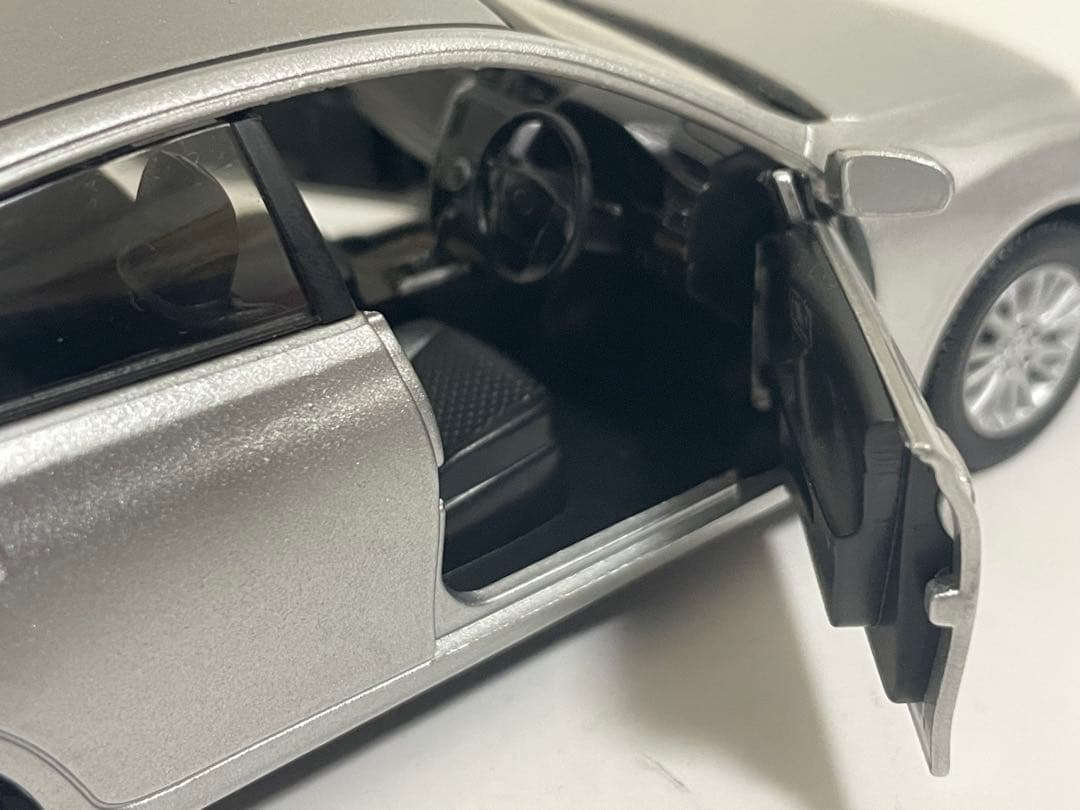 1/30 トヨタ マークX 250G 中期 カラーサンプル　非売品 シルバー