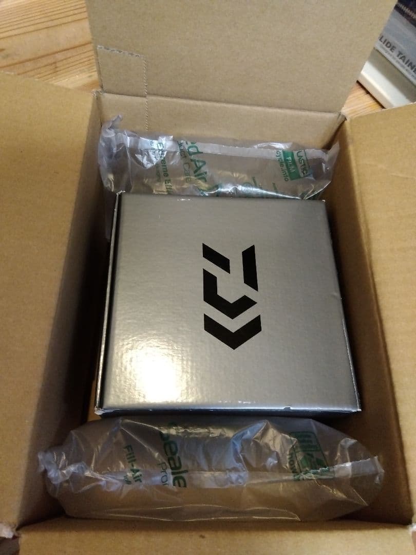 DAIWA TRISO　16トライソ　2500LBD レバーブレーキリール