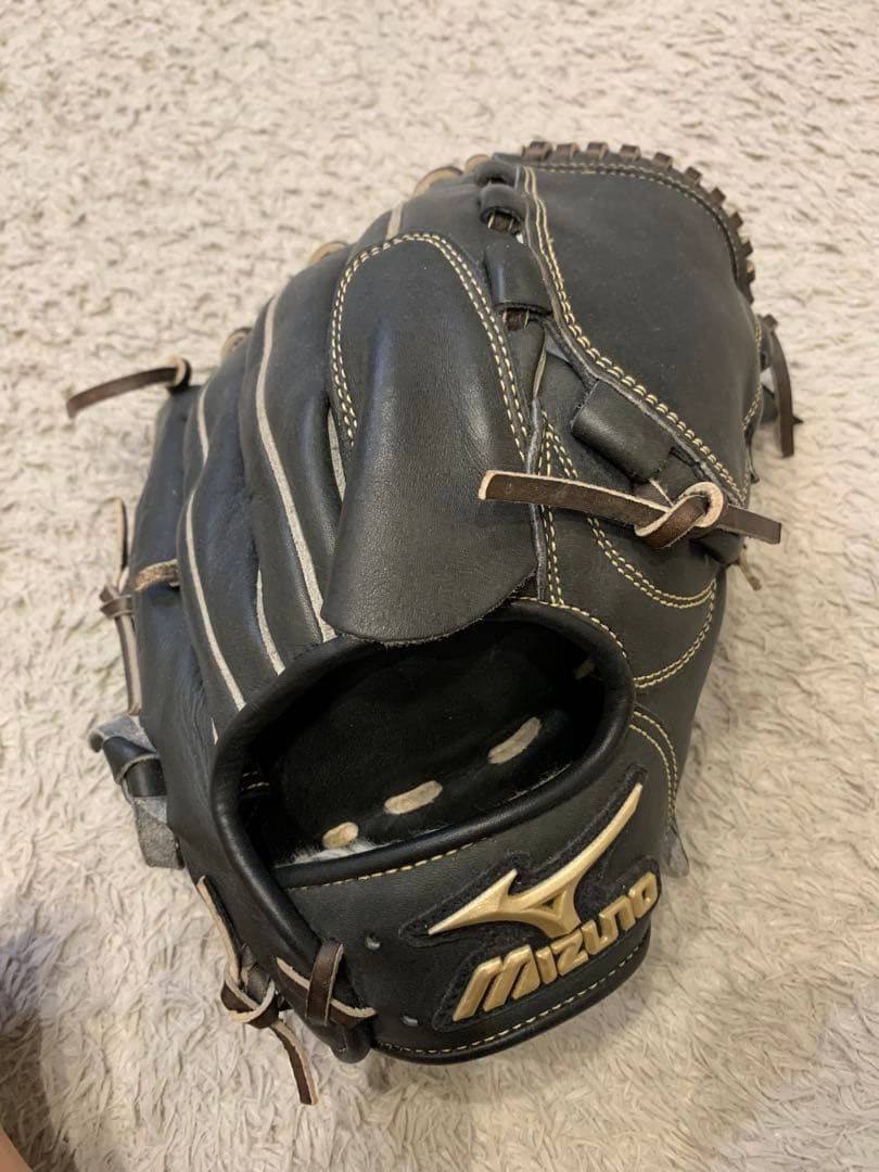 ミズノ　グローバルエリート　一般軟式投手用グローブ 黒