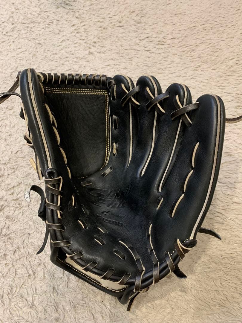 ミズノ　グローバルエリート　一般軟式投手用グローブ 黒