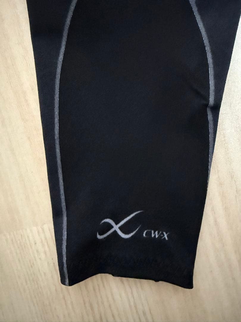値下げ　CW-X ブラックタイツ カラフルライン　レディース