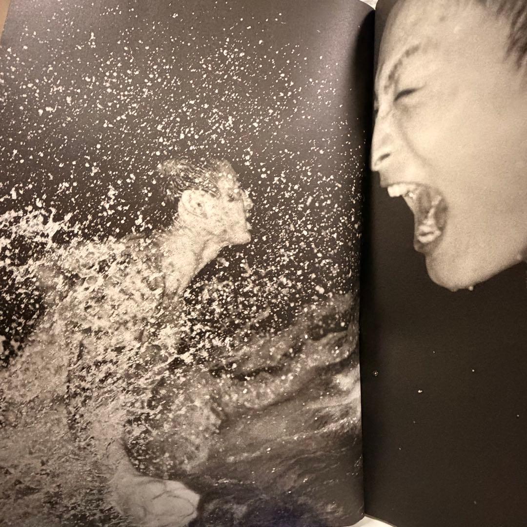 高良健吾　写真集　「海」　鈴木心