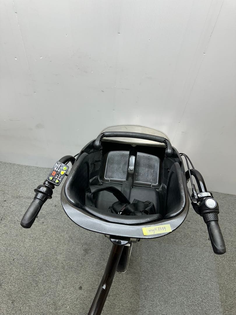 引き取り限定❗️3人乗り対応電動自転車　ブリヂストンアンジェリーノ 子供シート付き