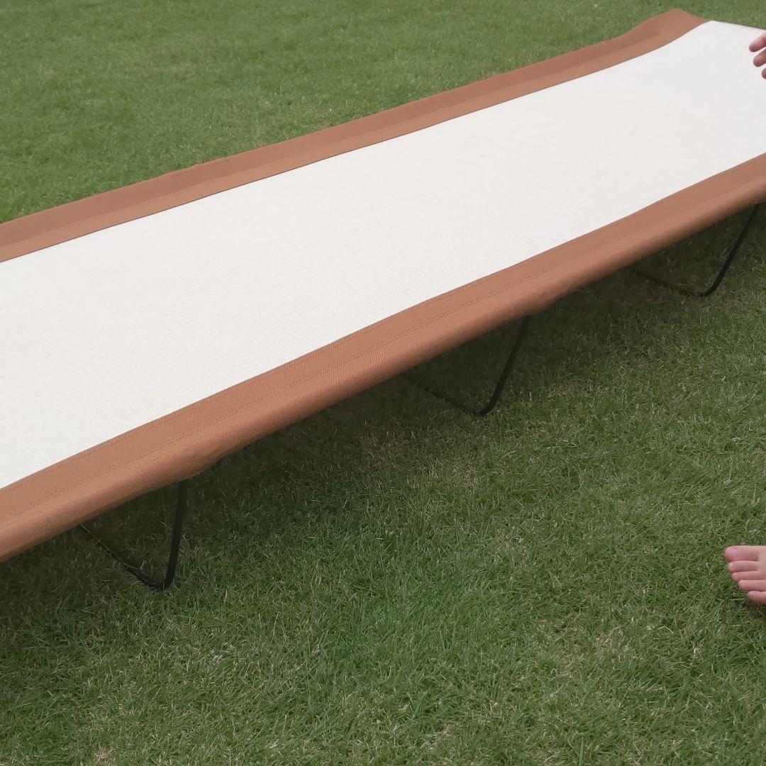 キャンプベッド