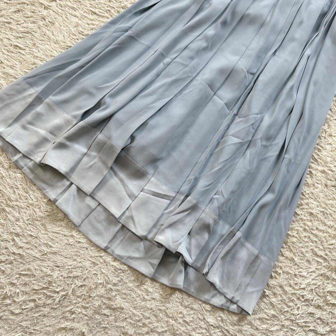 ストロベリーフィールズ　ベルト付き　くすみブルー　ワンピース　グラデーション