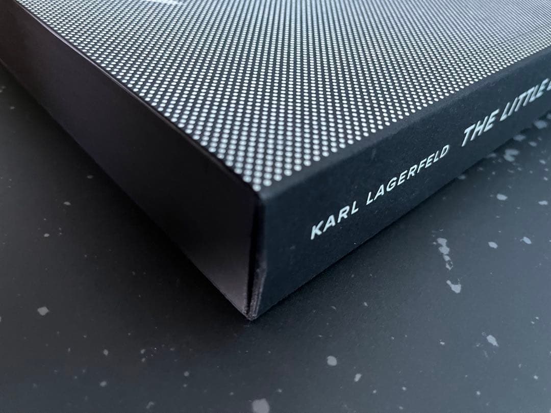 洋書 THE LITTLE BLACK JACKET