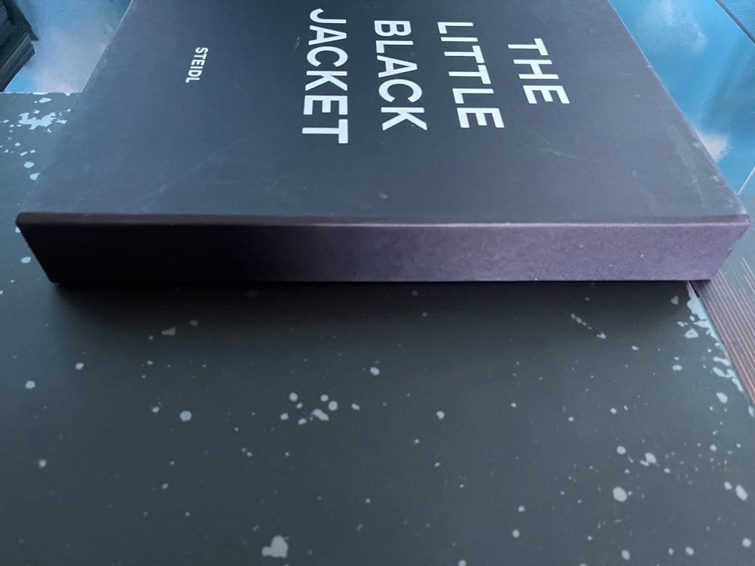 洋書 THE LITTLE BLACK JACKET