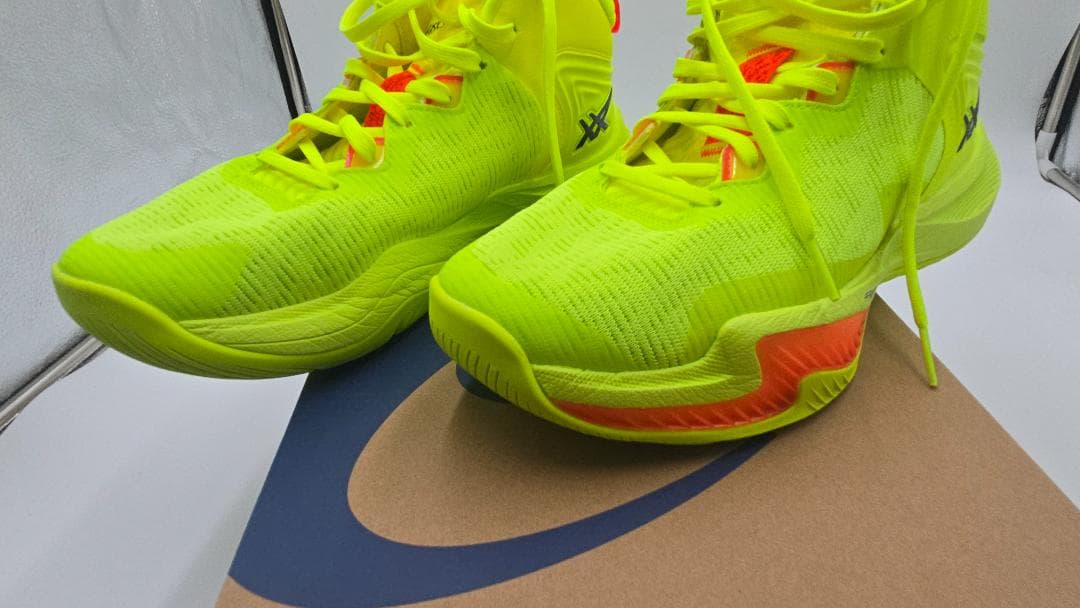 シューズ(男性用) NOVA SURGE 3 paris 27.5cm 1061A049-750