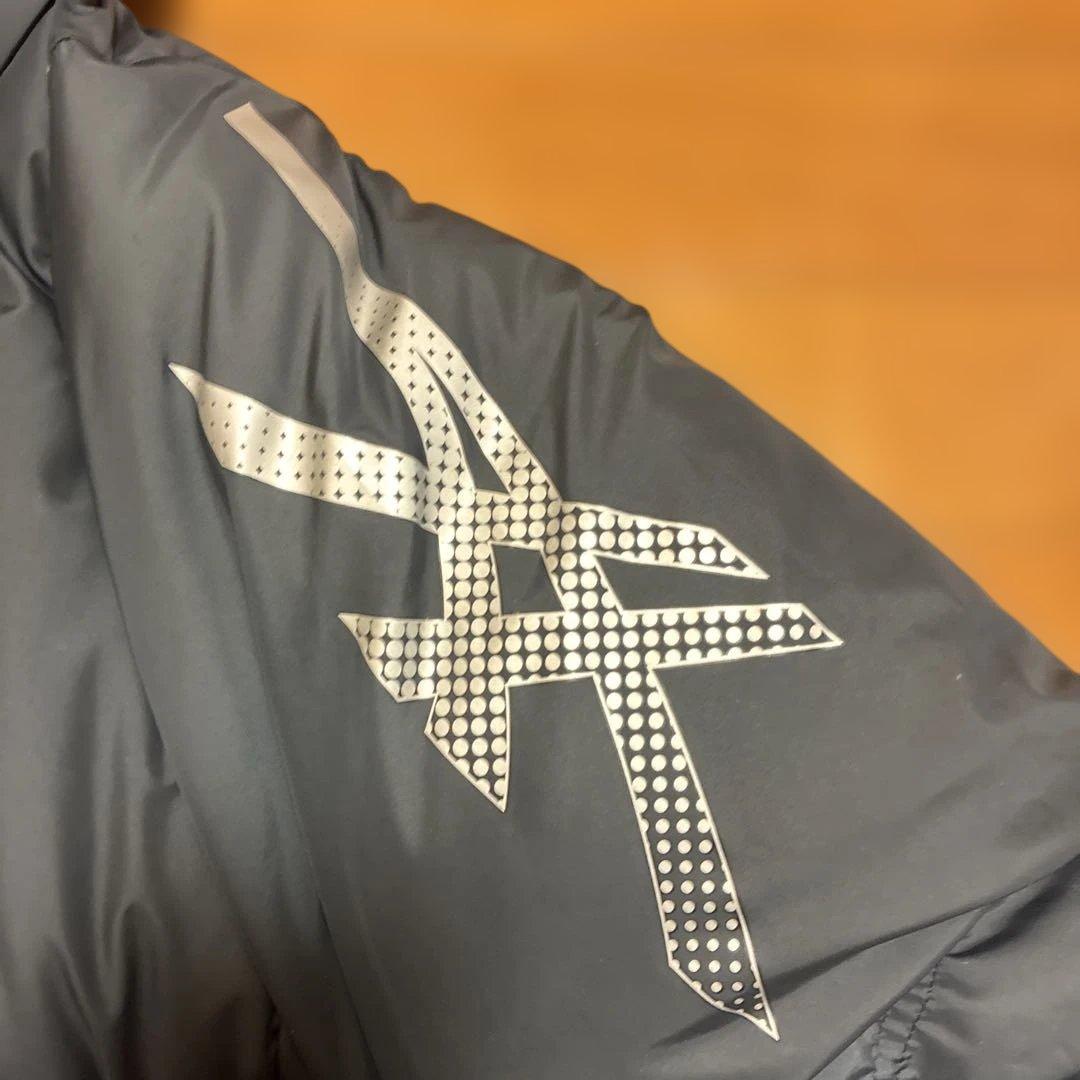 asics ベンチコート　ダウンロングコート　XA731N サイズO