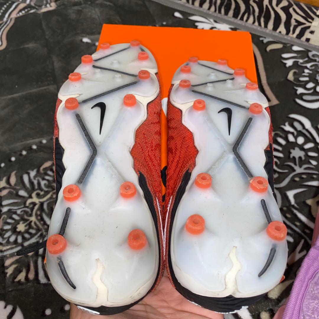 27cmのNIKEファントムエリートFG GX サッカースパイク