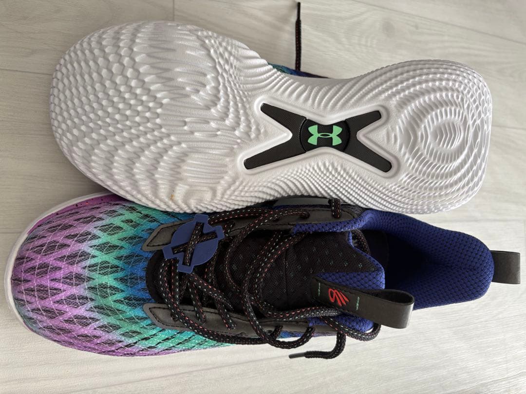 CURRY FLOW １０　２８CM