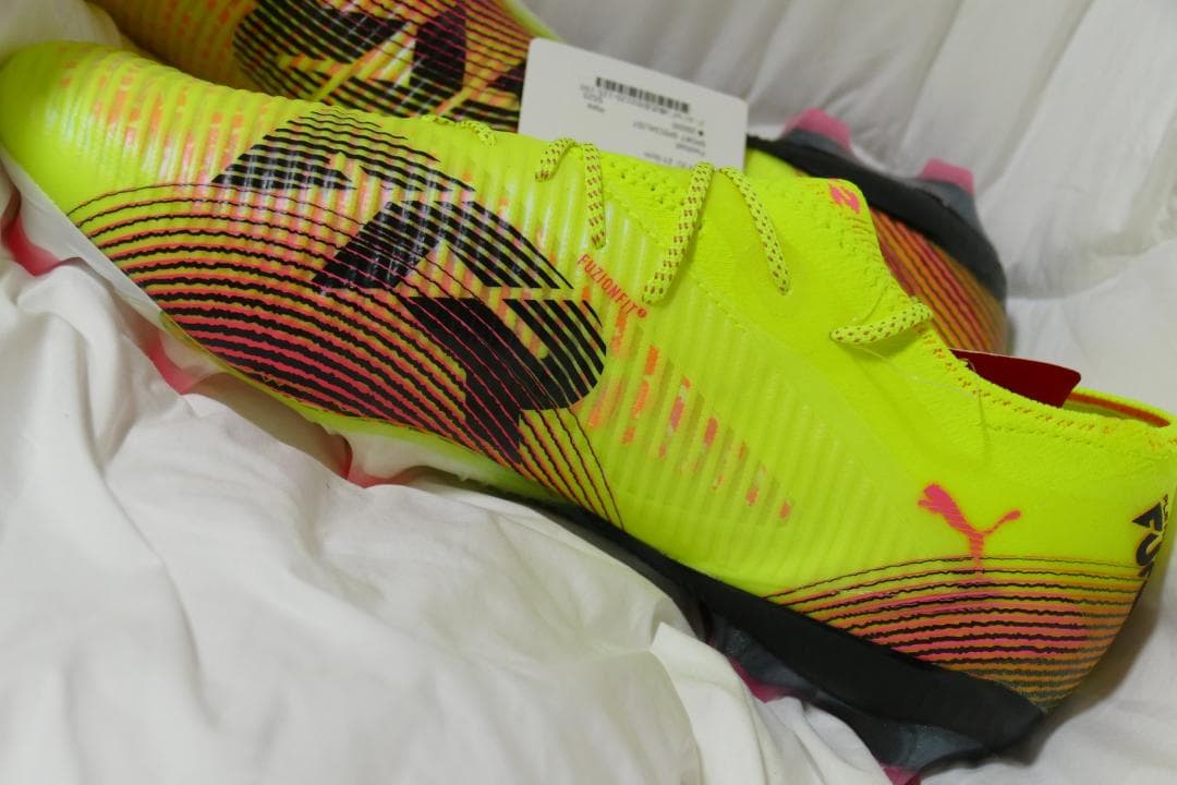 サンプル品★プーマ★フューチャー8アルティメットサッカースパイク★27.0/YE