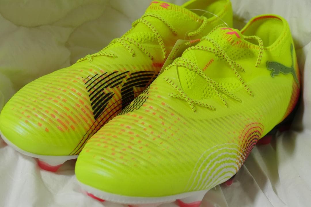 サンプル品★プーマ★フューチャー8アルティメットサッカースパイク★27.0/YE