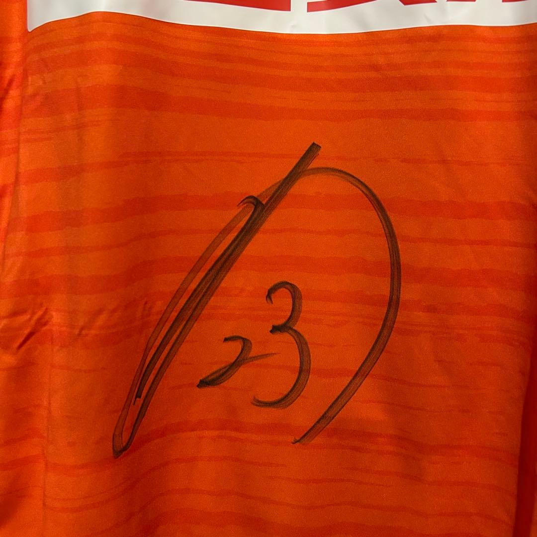 【限定値下げ】アルビレックス ユニフォーム 吉満選手サイン入り