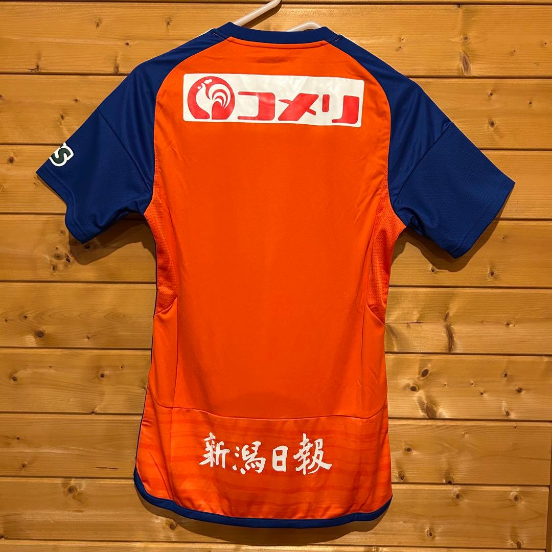 【限定値下げ】アルビレックス ユニフォーム 吉満選手サイン入り