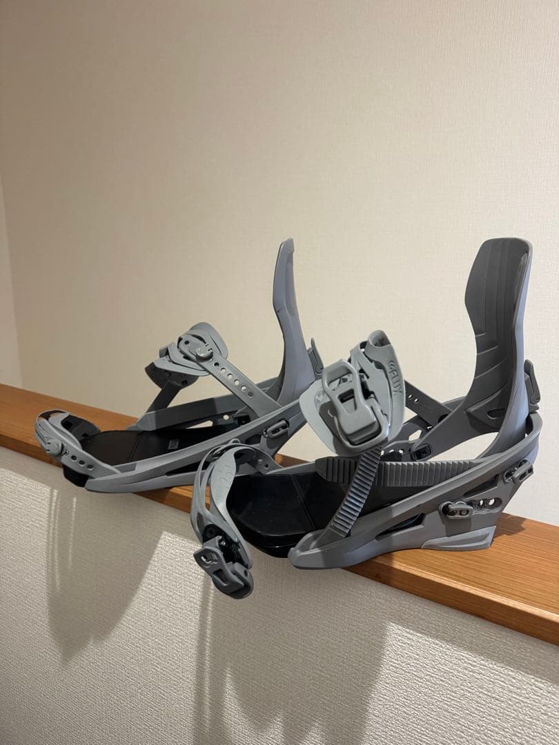 FLUX スノーボードビンディング グレー