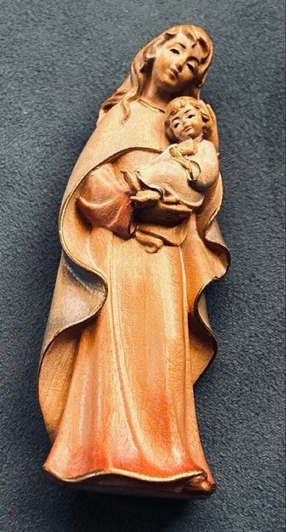木彫り マリア像 / 聖母マリア像