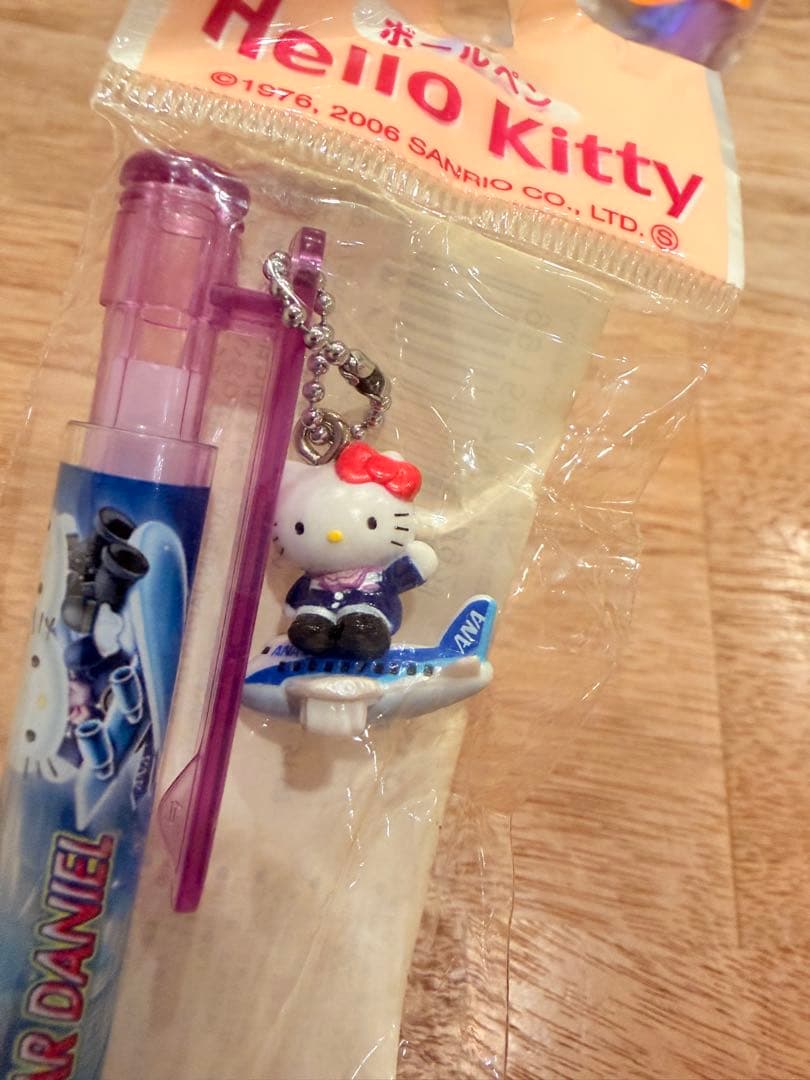 ご当地キティボールペン10本シャープペン2本セット