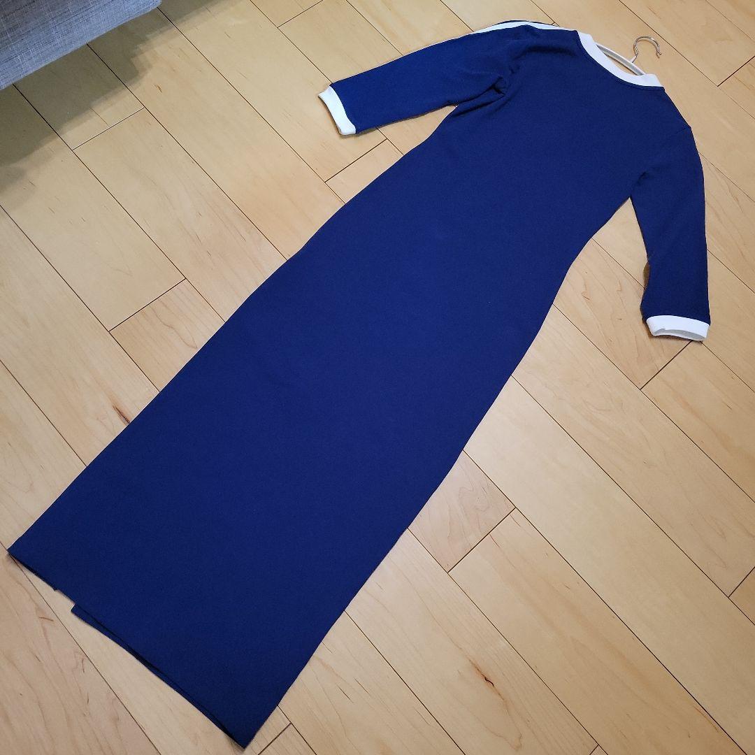 週末限定値下げadidasアディカラークラシックスリーストライプスマキシワンピー