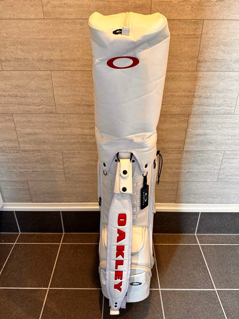 週末限定値下げ！　Oakley オークリー　キャディバッグ ゴルフ　バック