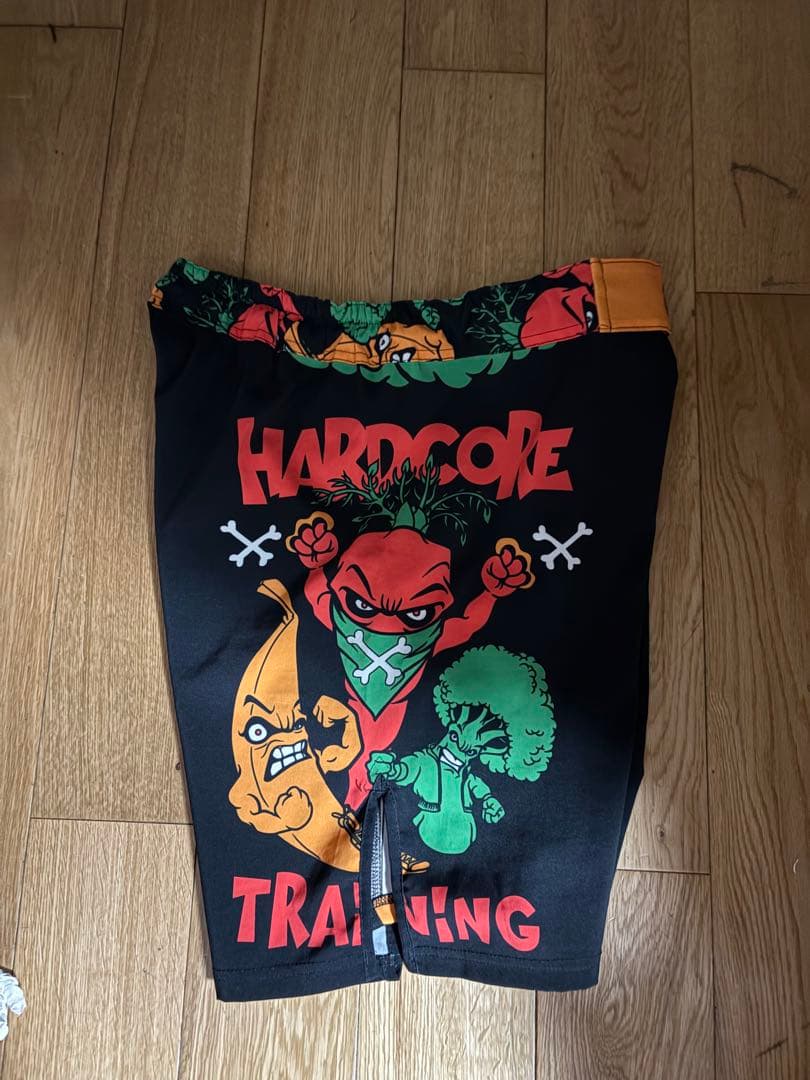 HARDCORE TRAINING トレーニングショーツ　ハーフパンツ L
