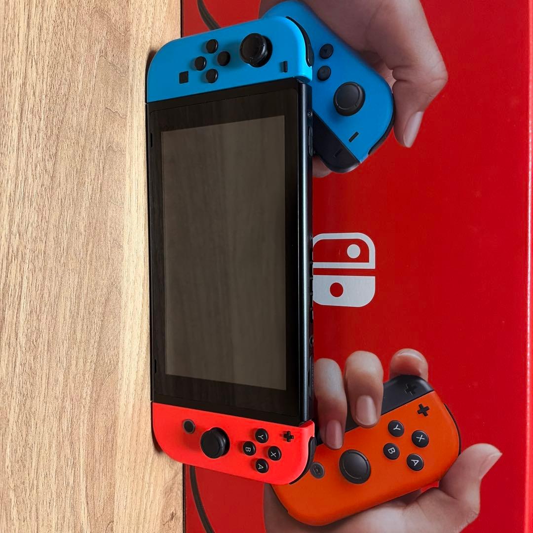 Nintendo Switch 青赤 Joy-Con 本体
