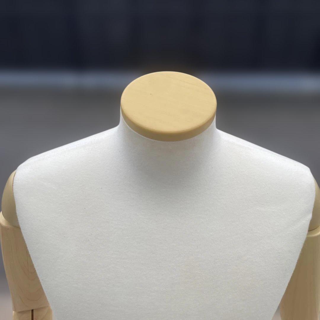 ホワイト布製マネキン 可動式腕付き　②