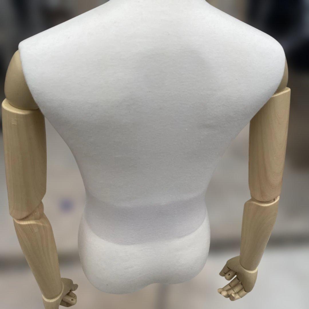 ホワイト布製マネキン 可動式腕付き　②
