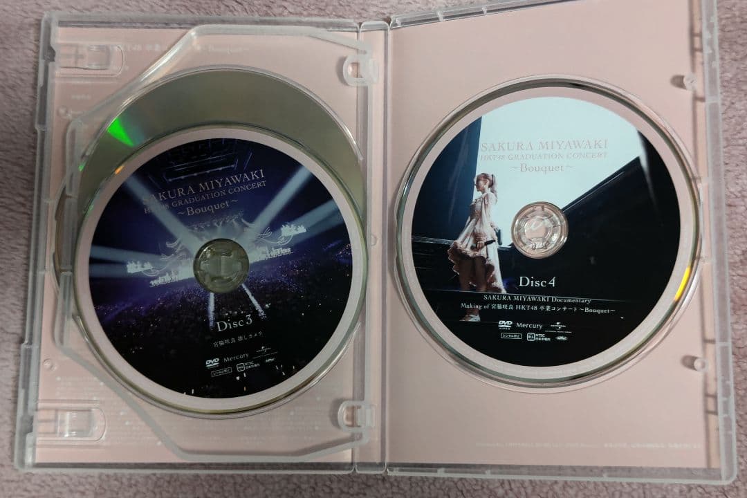 宮脇咲良　HKT48卒業コンサート　初回生産限定　4DVD 生写真付き