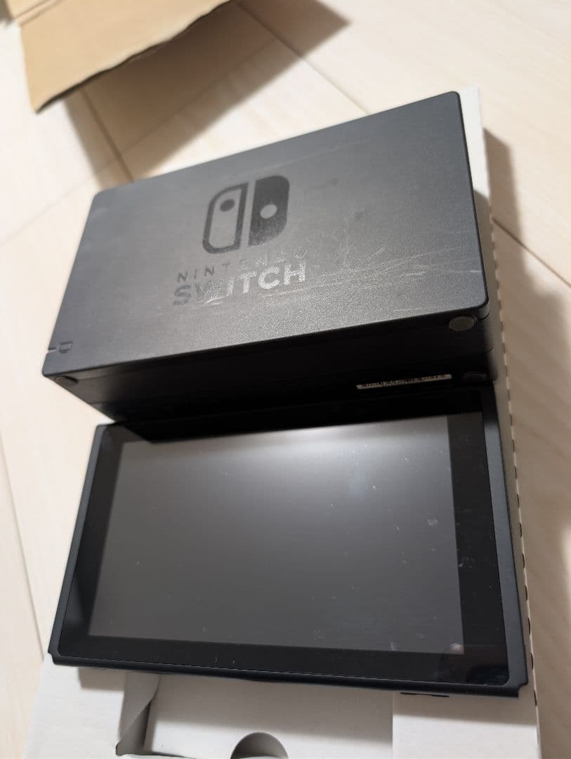 Nintendo Switch 本体 ブラック 収納ケース付き