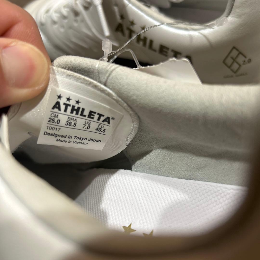 新品　ATHLETA サッカースパイク