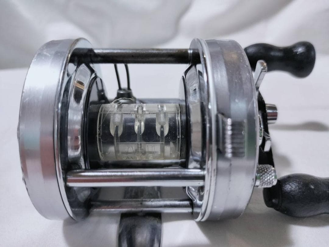 アブガルシア　アンバサダー5500C　ビンテージ　リール abu 　シルバー