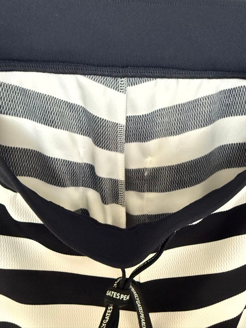 【新品未使用】パーリーゲイツ　ハーフパンツ　軽量 ボーダー　サイズ4（M）
