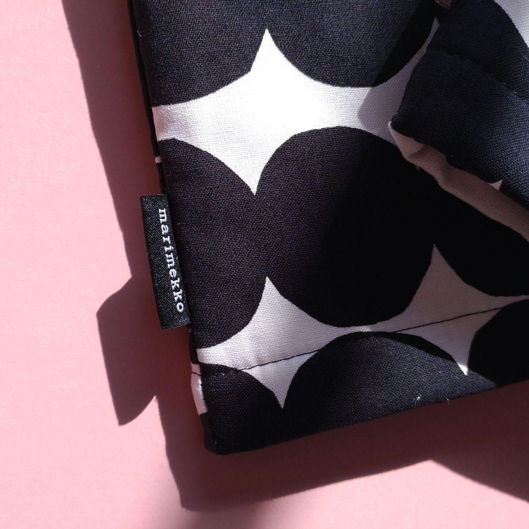 新品marimekko エプロン・ミトン3点セット