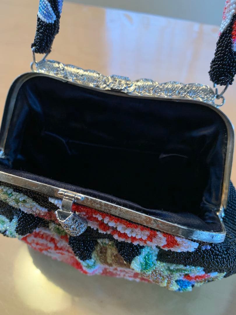 ビーズバッグ　黒✖️薔薇