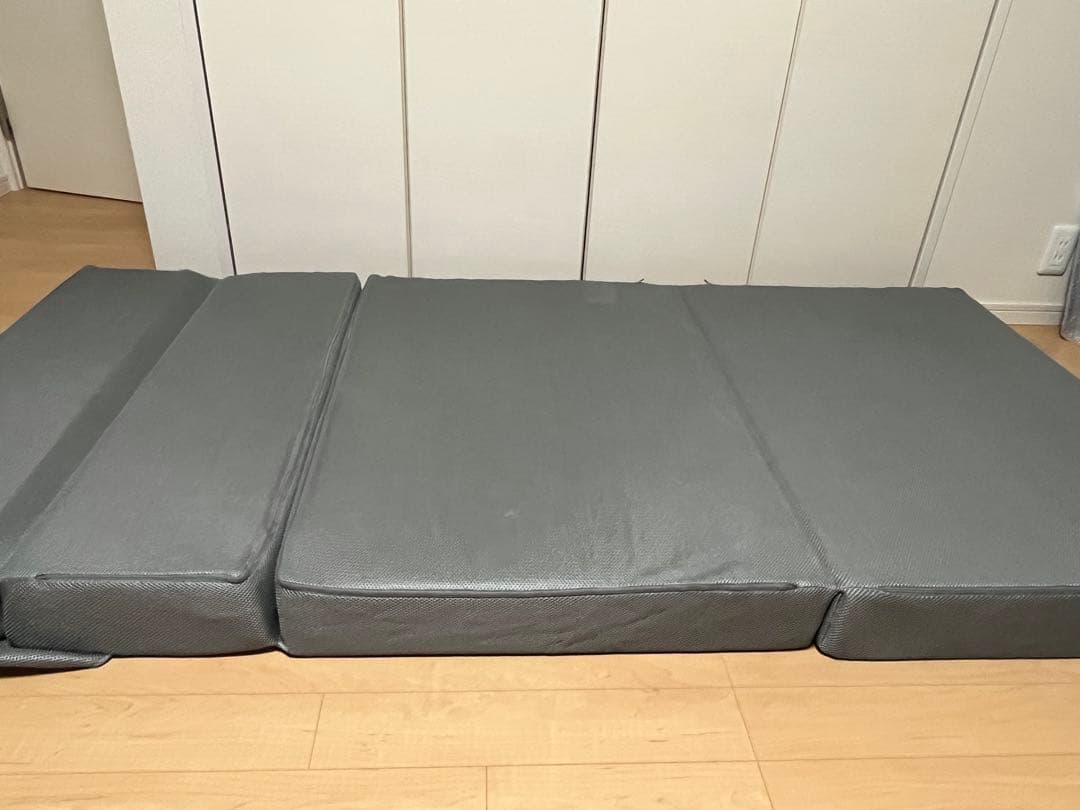 【りょう】　ニトリ　ソファーになるマットレス　シングル
