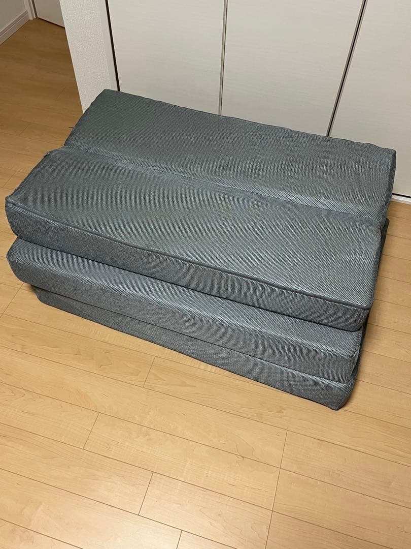【りょう】　ニトリ　ソファーになるマットレス　シングル