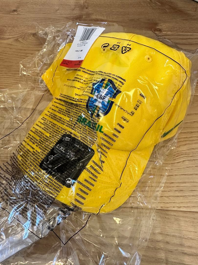 新品 未使用 タグ付き NIKE ナイキ ブラジル サッカー キャップ