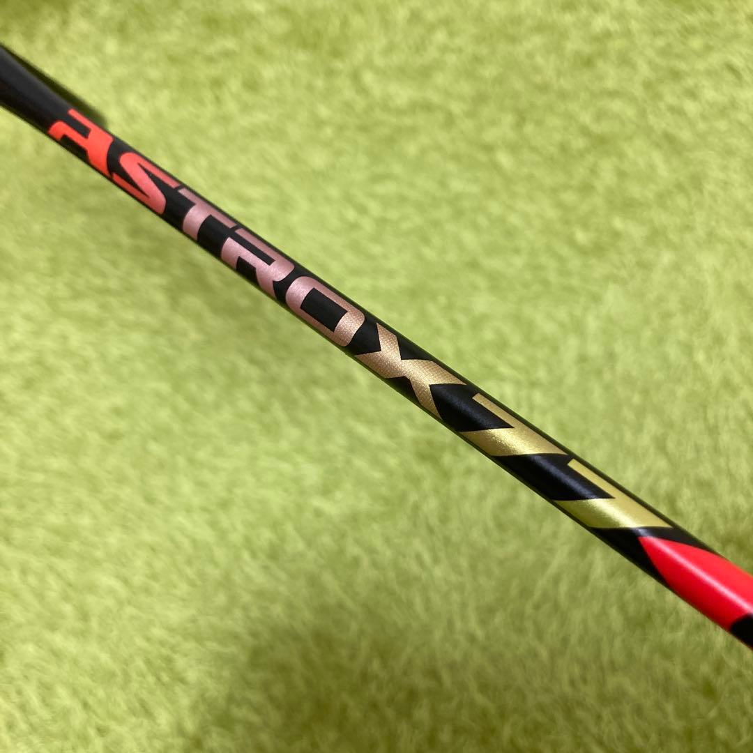 【極美品】YONEX アストロクス77 4U 5G【廃盤】