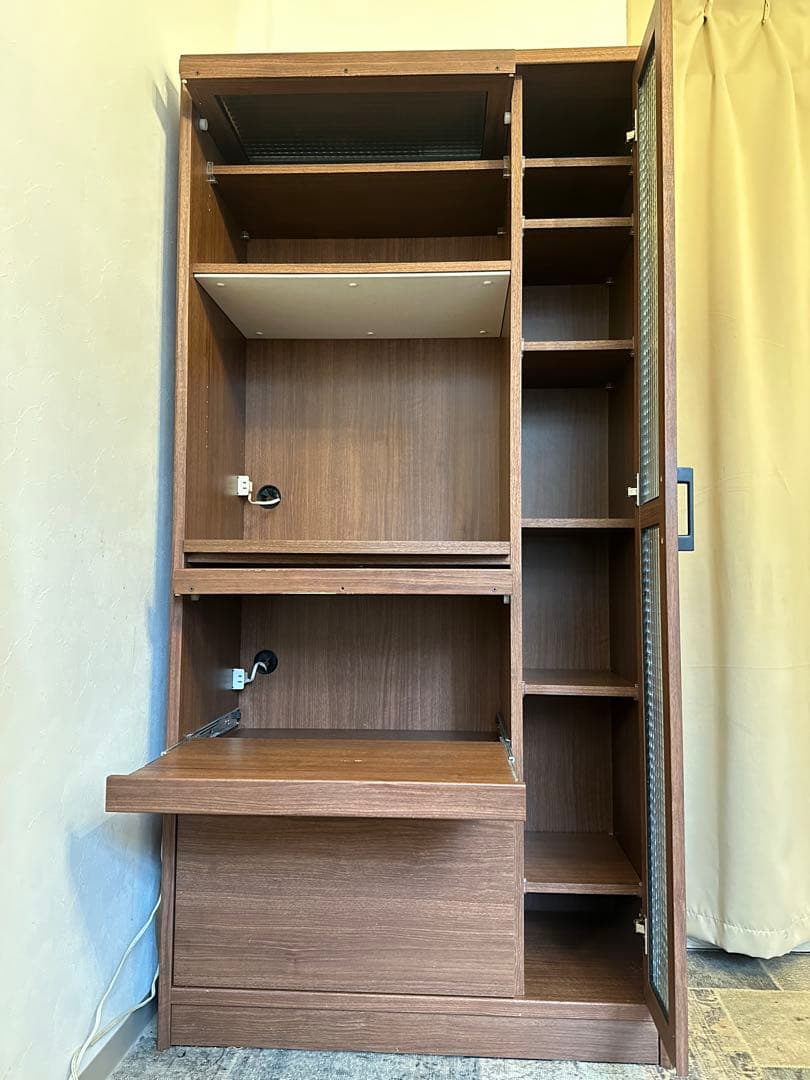 木目調ガラス扉収納キャビネット