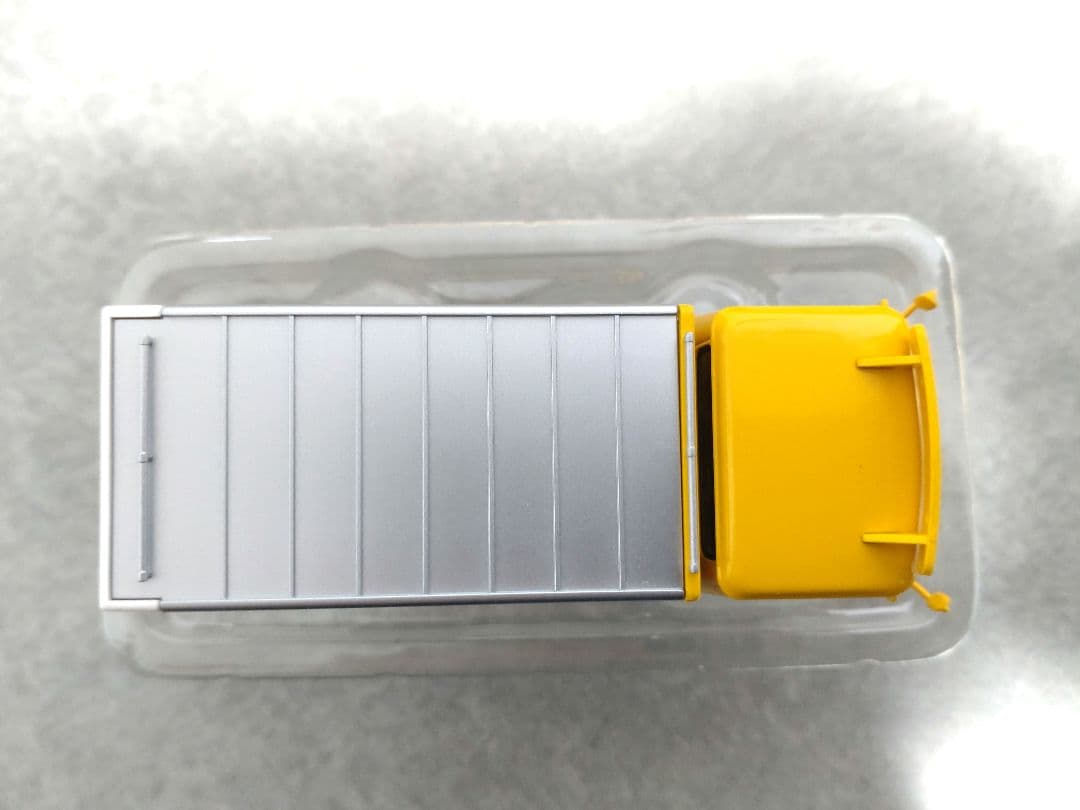 【絶版希少】トミカリミテッドヴィンテージ43 いすゞエルフ　ルートカーコカコーラ