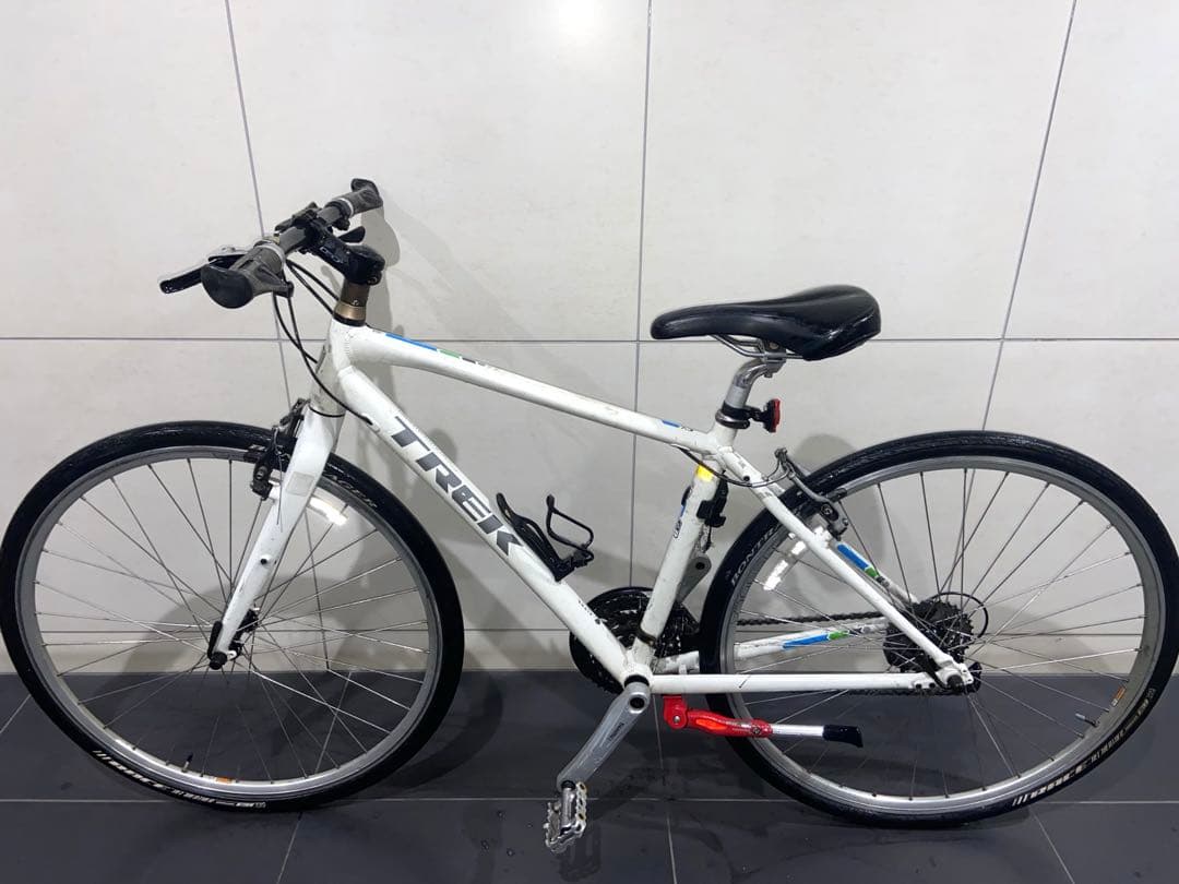 TREK FX7.4 クロスバイク　トレック fx7.2 23自転車　fx234