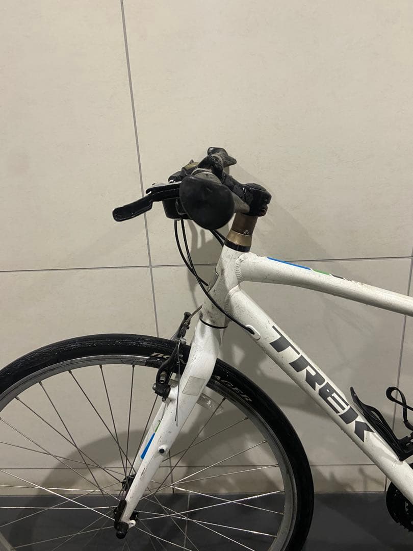 TREK FX7.4 クロスバイク　トレック fx7.2 23自転車　fx234