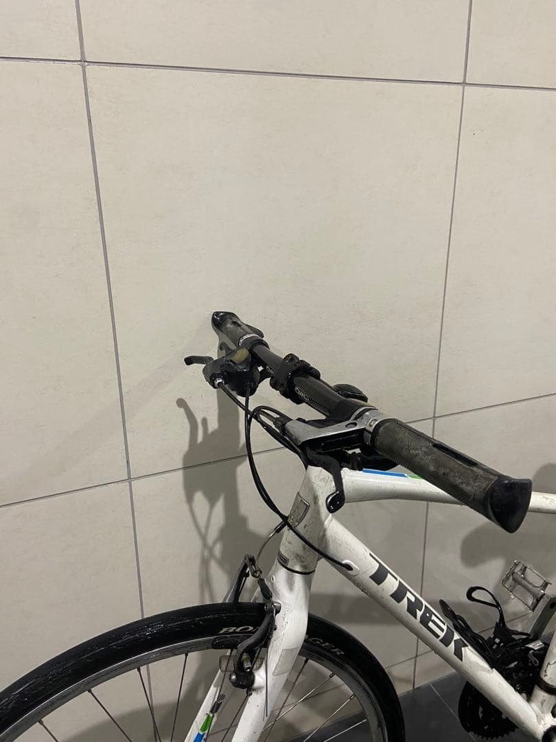 TREK FX7.4 クロスバイク　トレック fx7.2 23自転車　fx234