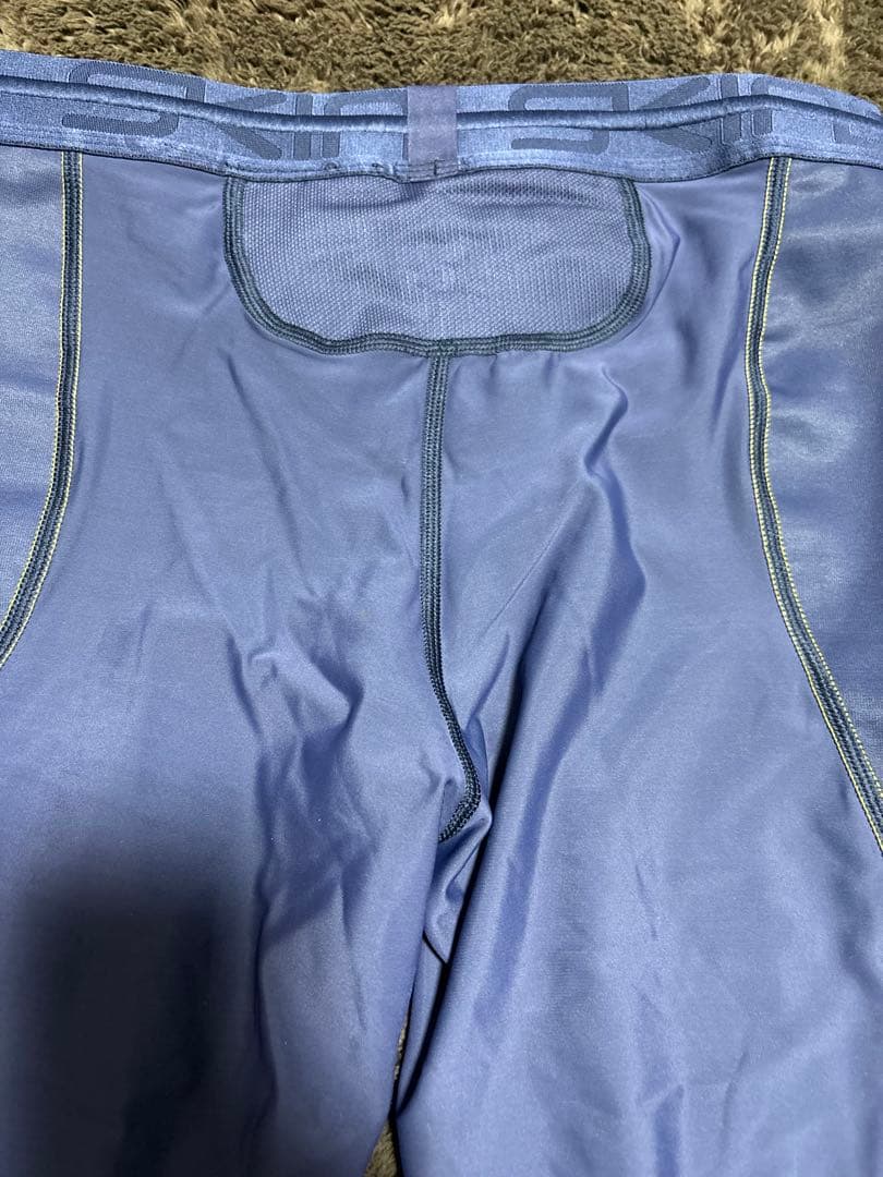 新品未使用 即発送 SKINS ネイビー タイツ　コンプレッションタイツ