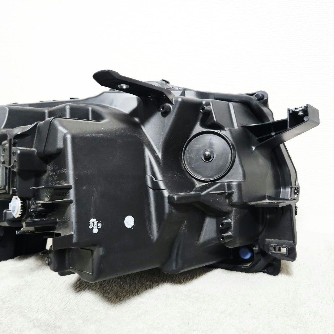 【美品】TOYOTA ランクル300 純正ヘッドライト 左側 トヨタ