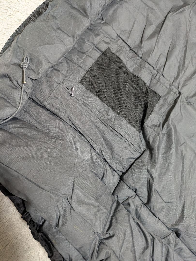 美品　Slow Trek 1300 寝袋 青・黒　イスカ