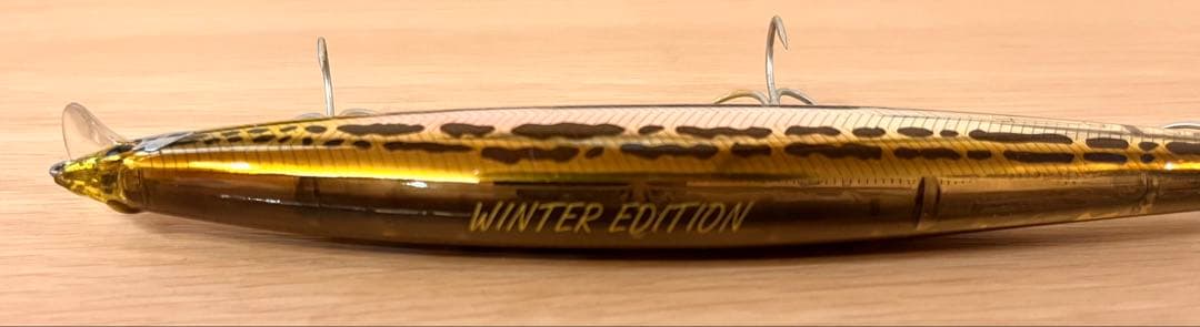 【処分まとめ売り】ジョインテッドクロー・ダイワ シーバスルアー等 ルアーケース付