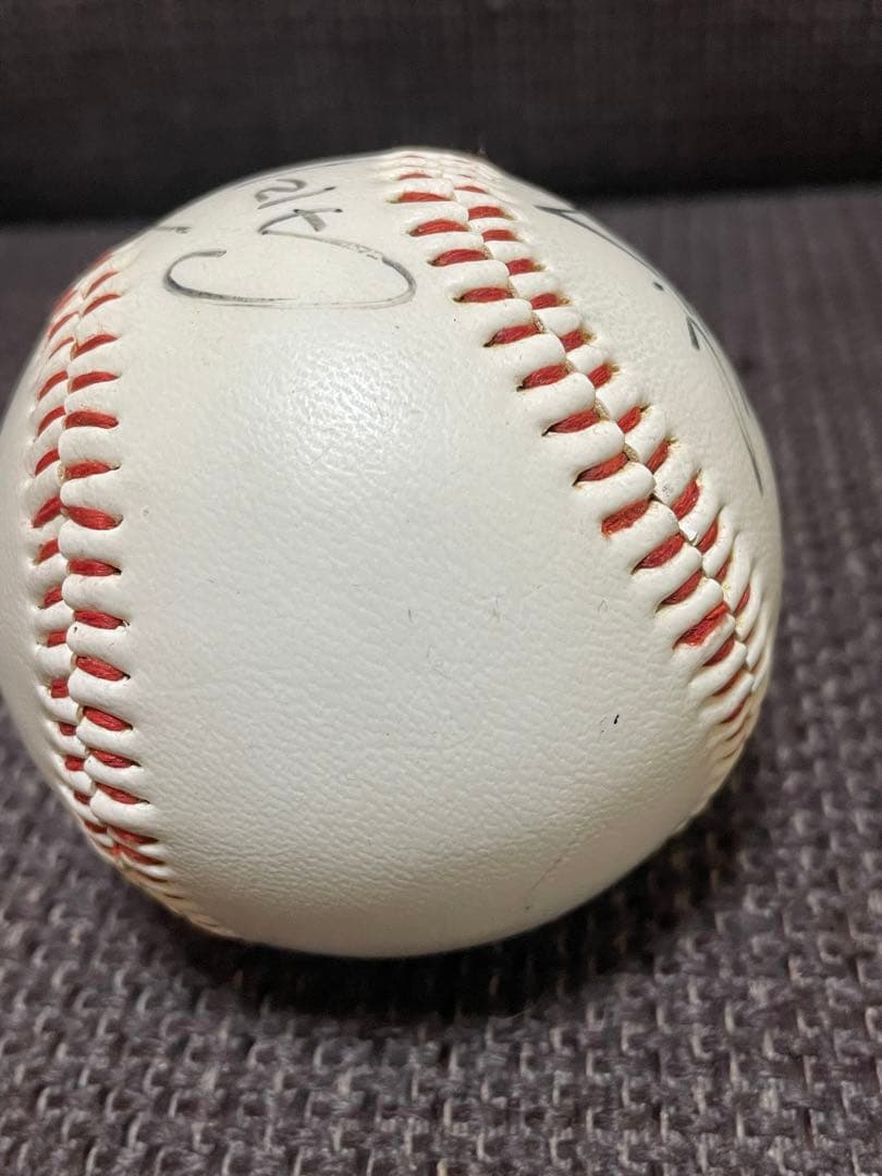 希少！津田恒実 15番 ★過渡期の直筆サインボール★ 広島東洋カープ　津田恒美